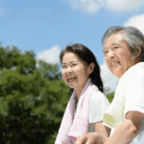 【健康長寿の秘訣】神田川沿い「あかね橋公園」で、無理のない運動習慣