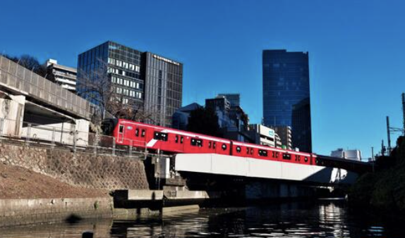 新宿も渋谷も自由自在!荻窪・高井戸「二路線使い分け」で叶える最強の通勤術